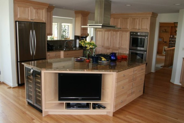 Victor Kitchen